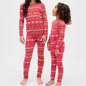 GAP Red & White Fair Isle Kids Holiday Pajama Set, Cotton, Size 8